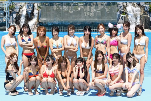 【橋本梨菜グラビア画像】日本一黒いグラビアアイドルの巨乳エロボディ水着画像 72