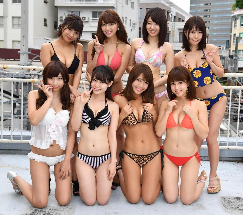 【橋本梨菜グラビア画像】日本一黒いグラビアアイドルの巨乳エロボディ水着画像 74