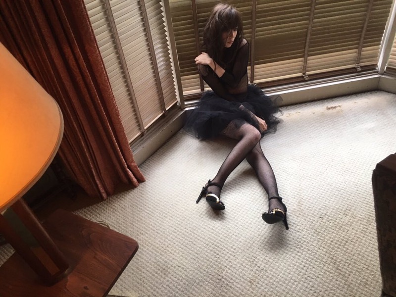 【AKB48エロ画像】スレンダーボディに美脚が眩しい指原莉乃の水着画像 42
