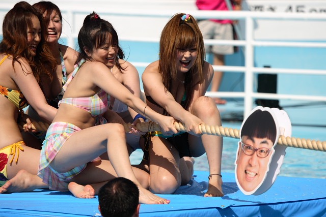 【アイドル水泳大会】昭和から平成までポロリもあった水泳大会画像 65