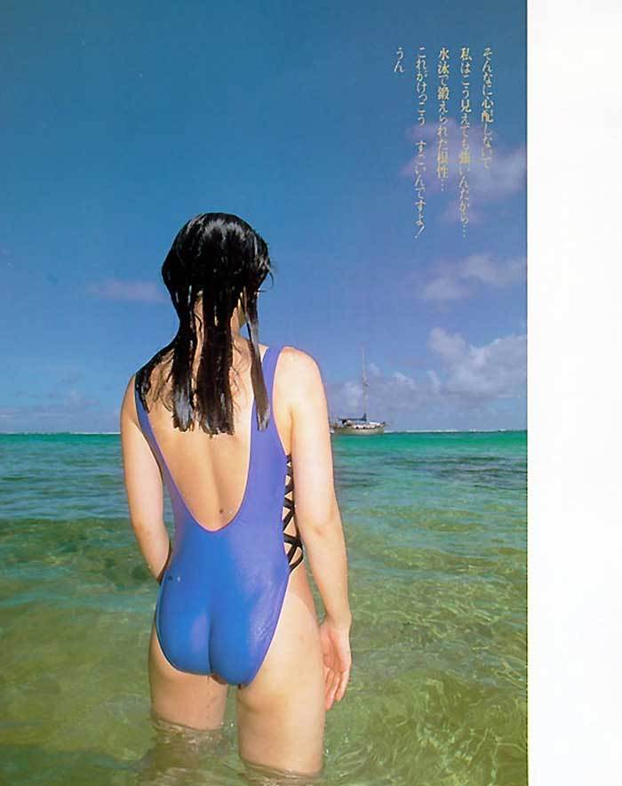 【石田ゆり子お宝画像】芸歴30年の大ベテラン女優が昔披露していたちょっとエッチな水着姿 30