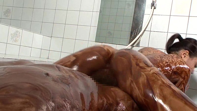 【バレンタインエロ画像】普通のセックスに飽きて裸にチョコレートを塗っちゃった女子ｗｗｗｗ 65