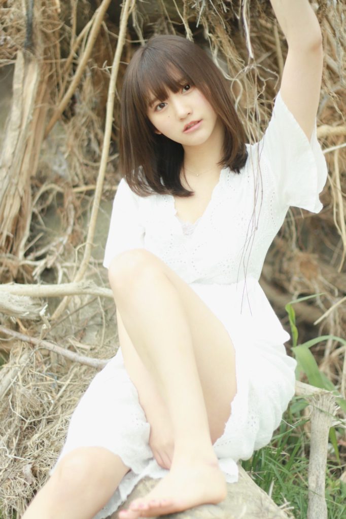 【そよんエロ画像】生まれも育ちも東京の韓国人モデルが披露するエロカワ写真 08