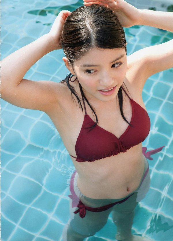 【川島海荷グラビア画像】ベテラン女優がアイドル時代に撮った健康的なビキニ姿 64