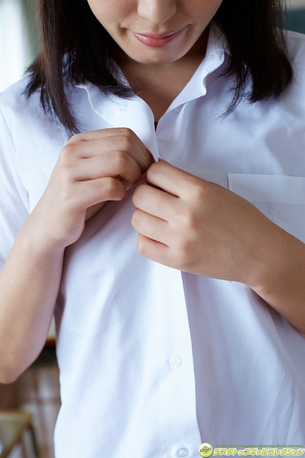 【金子智美グラビア画像】AKB48元研究生がグラドルに転身してFカップ巨乳を見せちゃった 15