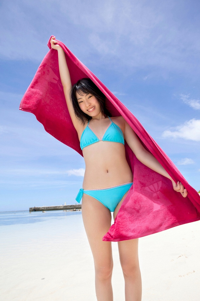 【藤江れいなグラビア画像】元AKB48の3期生アイドルが現役時代に披露した水着姿 45