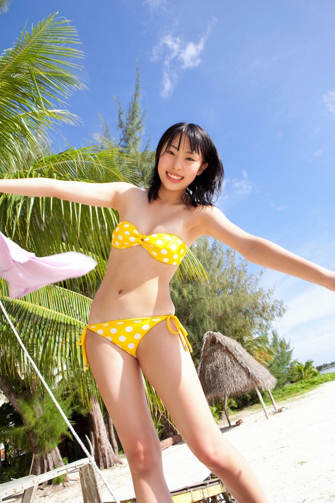 【藤江れいなグラビア画像】元AKB48の3期生アイドルが現役時代に披露した水着姿 58