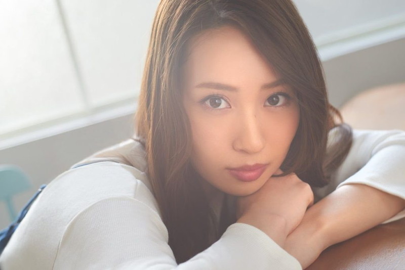 【増田有華エロ画像】視線と谷間がめちゃくちゃセクシーな元AKB48アイドル 72