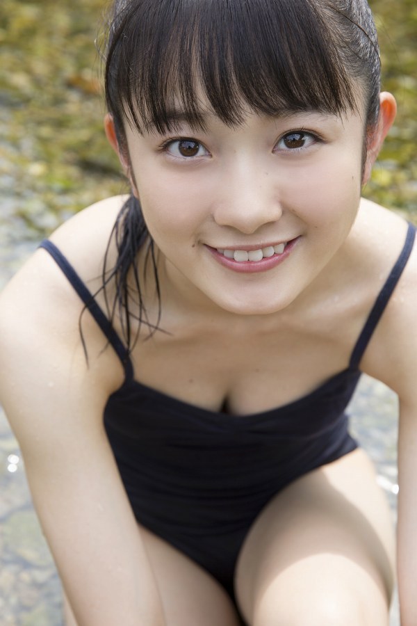 【森戸知沙希エロ画像】モー娘14期美少女アイドルのまだ幼さが残るグラビア写真 44