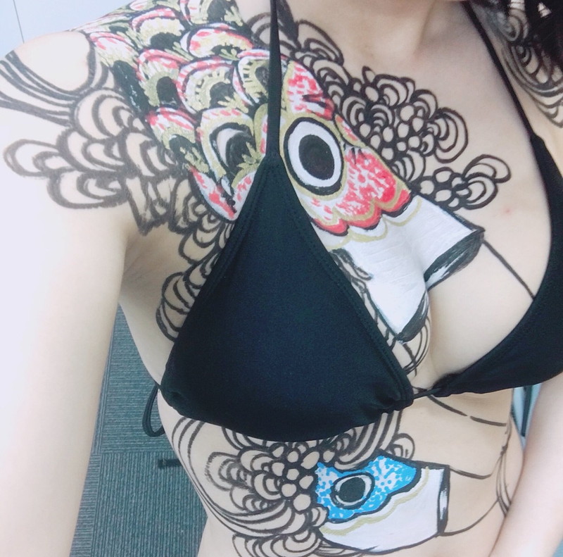 【椎名香奈江エロ画像】Fカップ巨乳を使ったパイアートで目立ちたいグラビアアイドルｗ 05