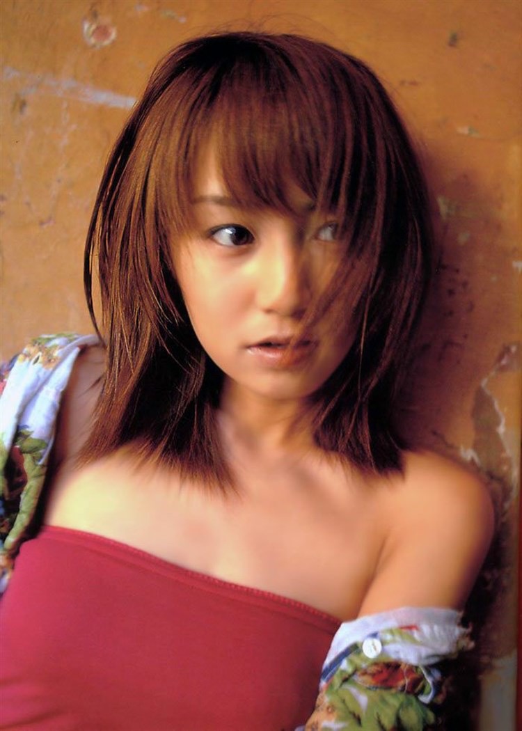 【矢田亜希子エロ画像】7年ぶりにグラビア撮影に挑んだベテラン美人女優 37