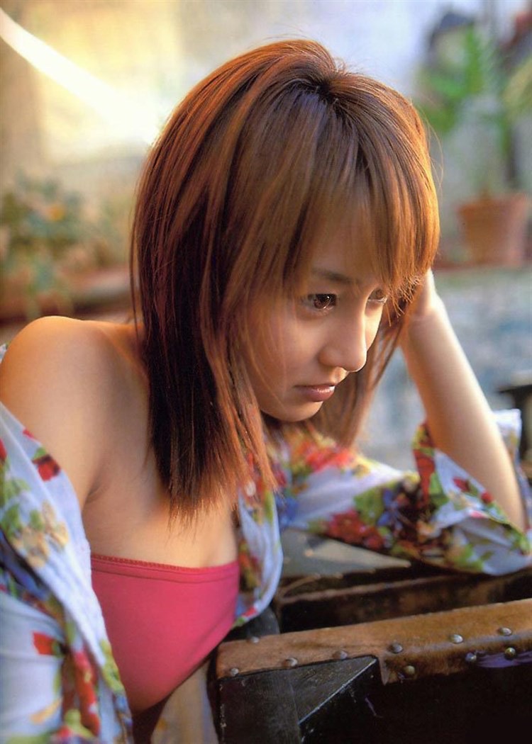 【矢田亜希子エロ画像】7年ぶりにグラビア撮影に挑んだベテラン美人女優 38