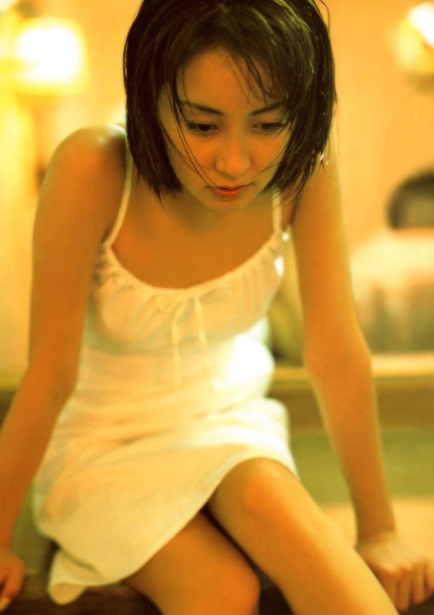【矢田亜希子エロ画像】7年ぶりにグラビア撮影に挑んだベテラン美人女優 73