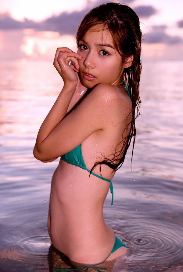 【ローラチャングラビア画像】中国から来たスレンダーなメチャシコ美少女 38