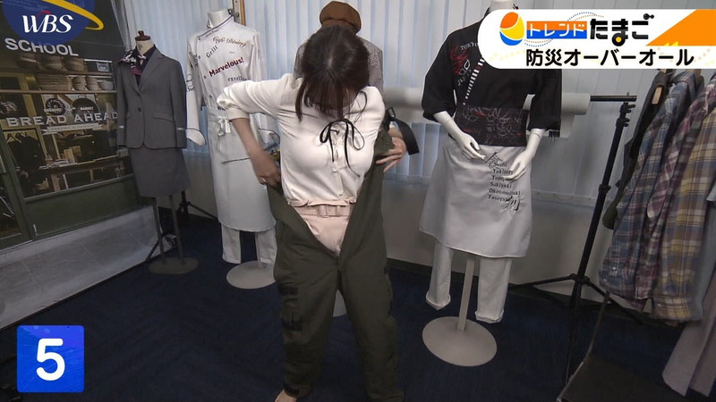 【女子アナキャプ画像】テレ東アナウンサー森香澄さんの着衣おっぱい！ 43