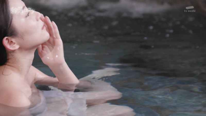 【温泉エロ画像】秘湯ロマンとかいう堂々と入浴シーンを見せてくれる番組ｗ 57