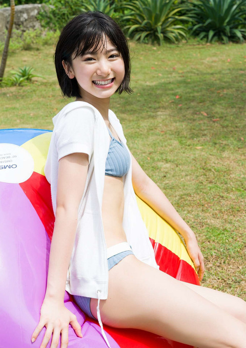 【池間夏海エロ画像】ショートカットが似合って可愛い美少女の水着姿 30
