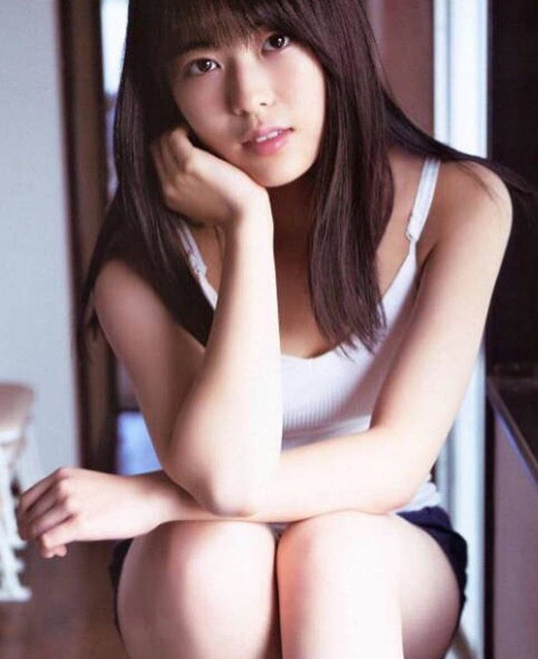 【岩本蓮加グラビア画像】透き通るような美肌が綺麗な乃木坂46アイドル 15