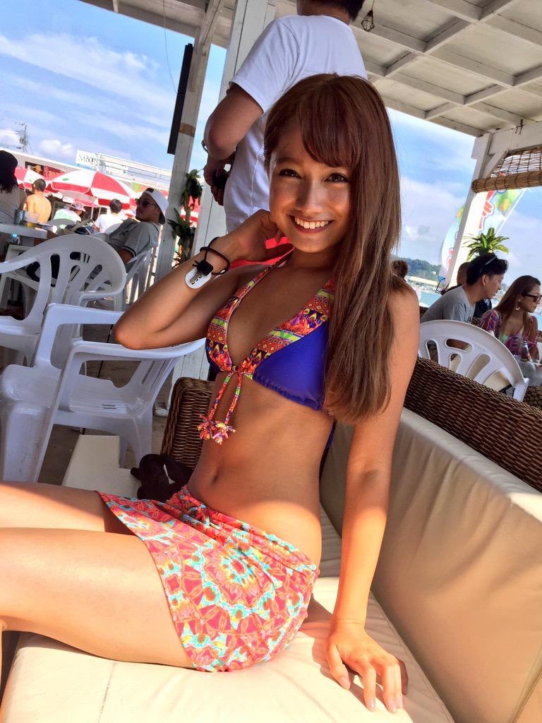 【武田あやなエロ画像】フィリピンハーフのスレンダー美女が魅せるセクシー水着グラビア 40