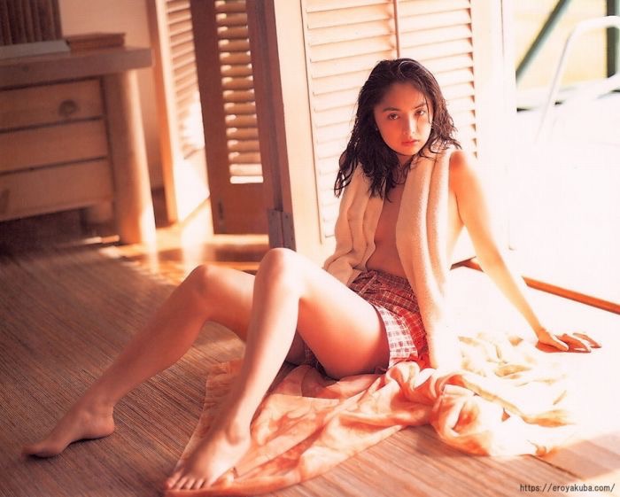 【櫻井淳子お宝画像】ベテラン女優の若い頃の可愛い水着姿やセクシーヌード画像 27
