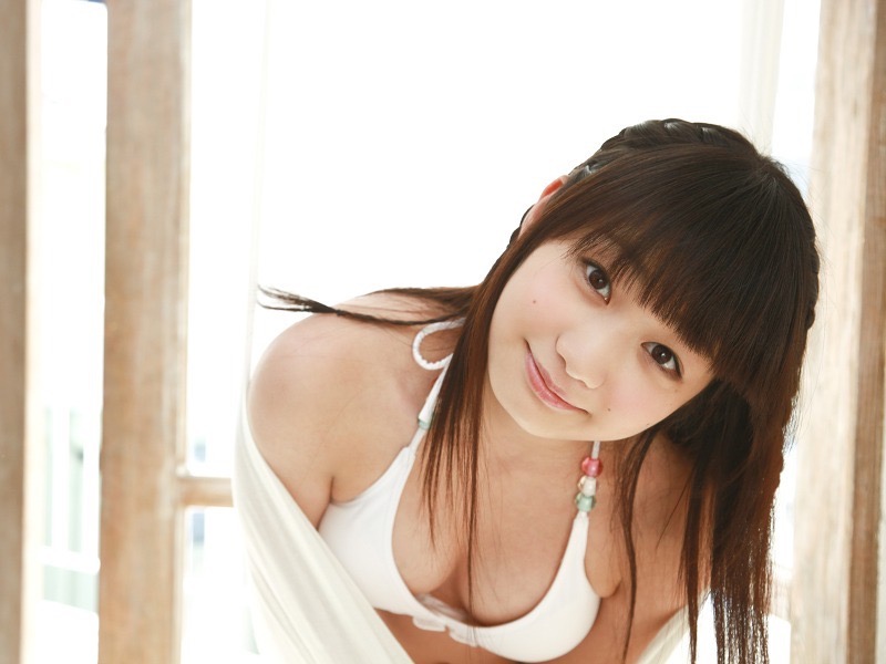 【さいとう雅子グラビア画像】可愛い顔立ちにむっちり美尻がとってもエロいグラビアアイドル 12