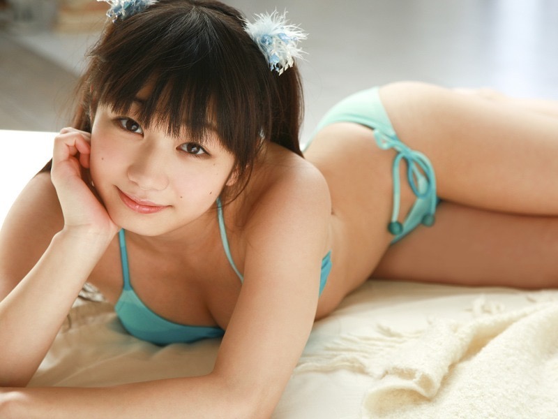 【さいとう雅子グラビア画像】可愛い顔立ちにむっちり美尻がとってもエロいグラビアアイドル 18