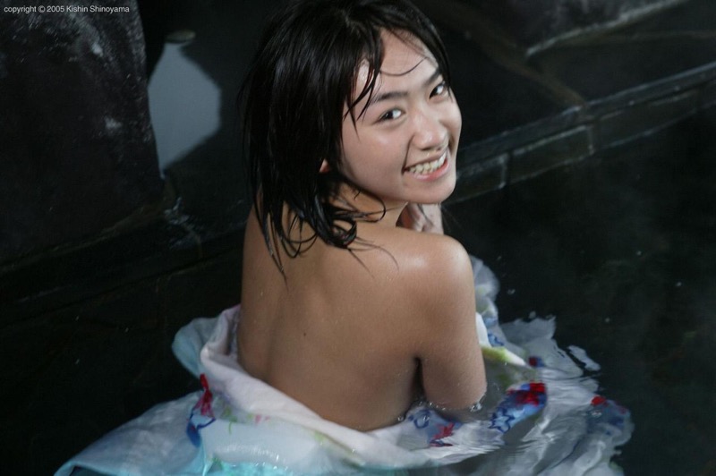 【吉高由里子濡れ場画像】怪しい雰囲気を醸し出している美人女優の艶めかしいセックスシーン 73