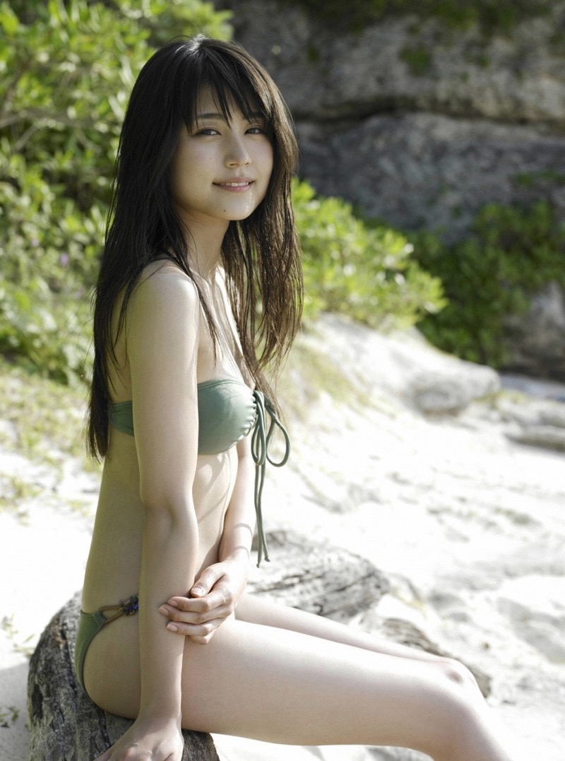 【有村架純エロ画像】NHK連ドラ「あまちゃん」出演で人気を獲得した美人女優のセクシー画像 31