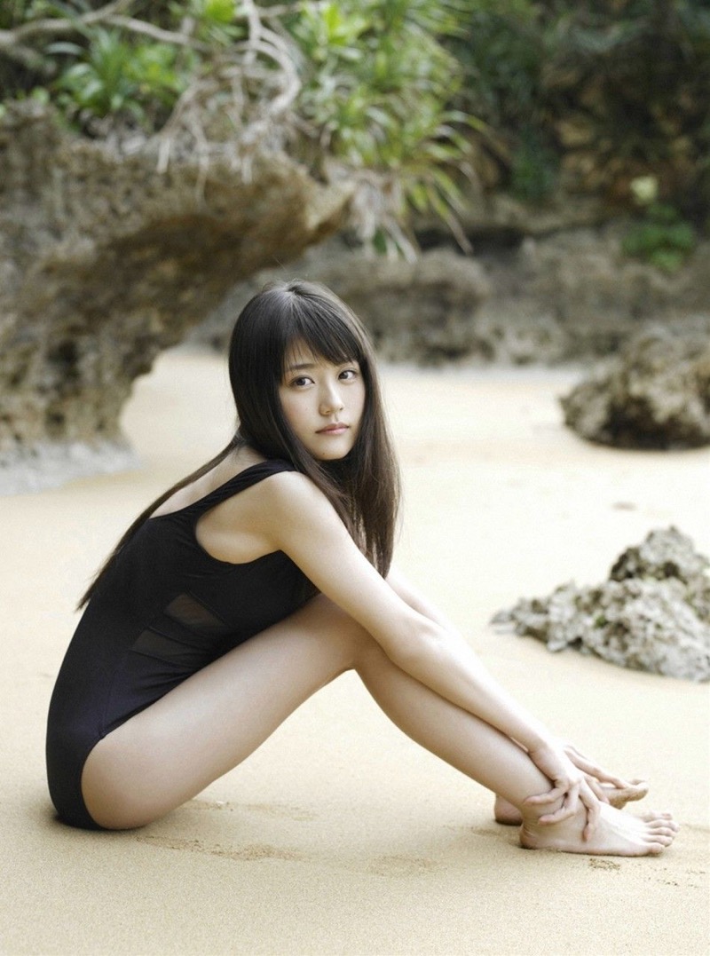 【有村架純エロ画像】NHK連ドラ「あまちゃん」出演で人気を獲得した美人女優のセクシー画像 44