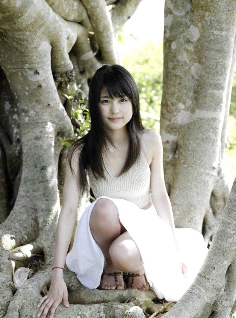【有村架純エロ画像】NHK連ドラ「あまちゃん」出演で人気を獲得した美人女優のセクシー画像 64