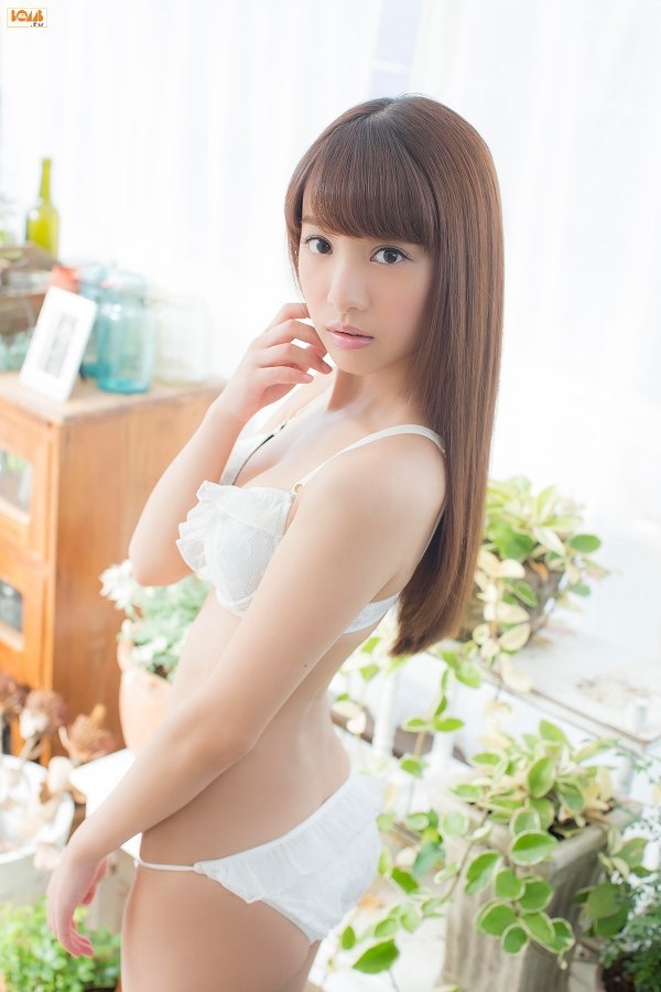 【池田ショコラグラビア画像】名前と身体がとっても美味しそうなスレンダー美少女のエロ画像 13