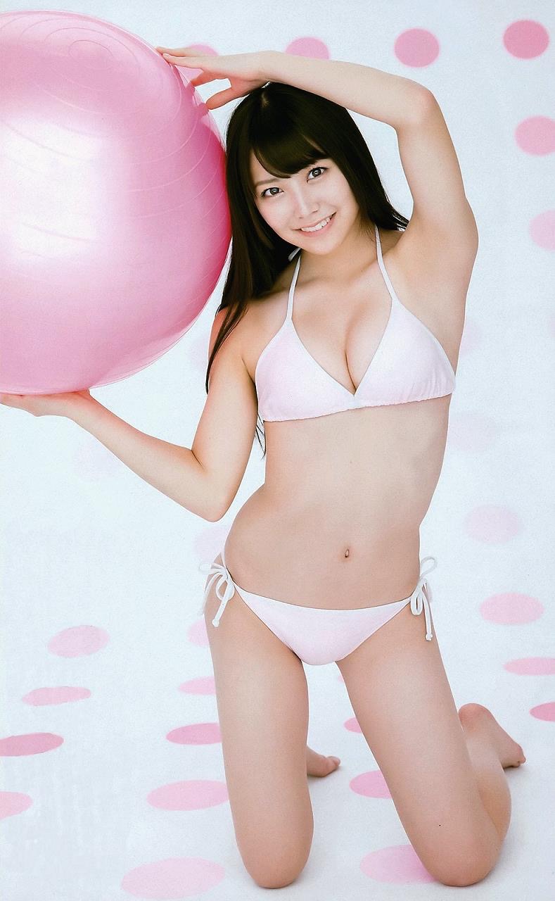 【白間美瑠グラビア画像】グラドルにも負けない綺麗でエッチな美乳ボディのNMB48アイドル！ 15