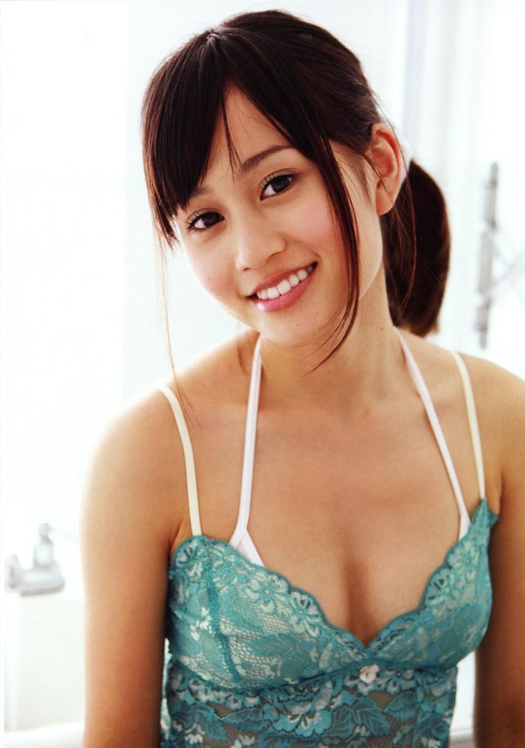 【前田敦子グラビア画像】女優業に意欲を見せている元AKB48アイドルが披露した現役時代の水着姿 39