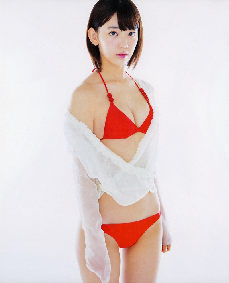【宮脇咲良グラビア画像】透明感のある美肌がキレイな美少女系AKB48アイドルのエッチなビキニ姿 73