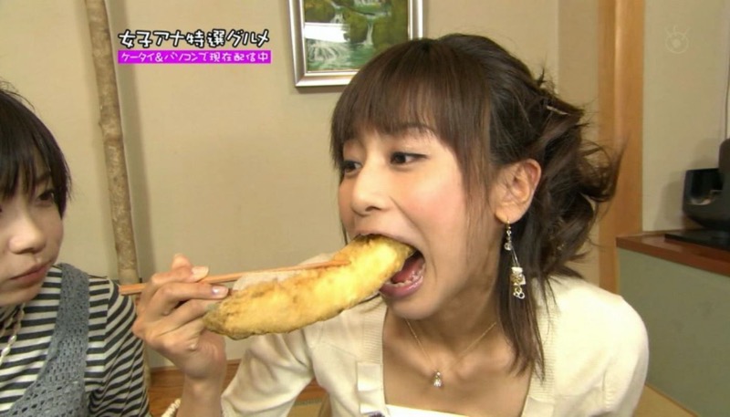 【放送事故フェラ画像】明らかにチンポをしゃぶってる事を妄想しながら食レポしてる女子アナｗｗｗｗ 49