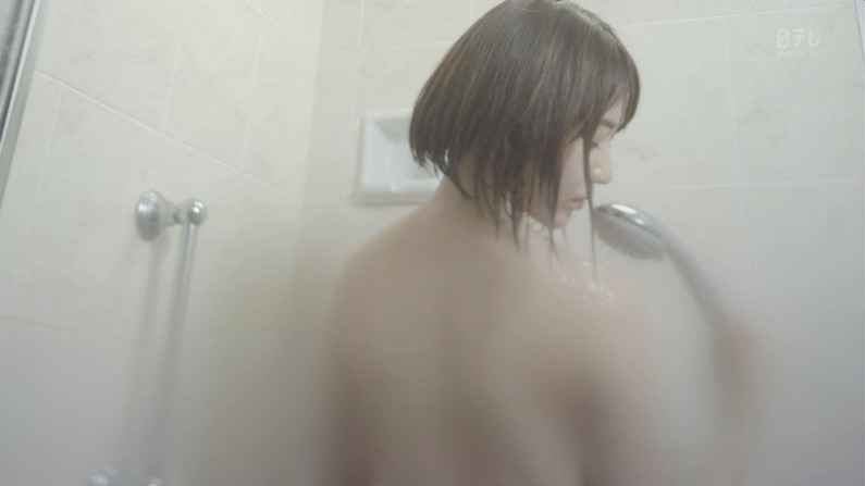 【温泉キャプ画像】テレビでタレントがお風呂入ってたらやっぱりオッパイにしか目が行かないよなｗ 04