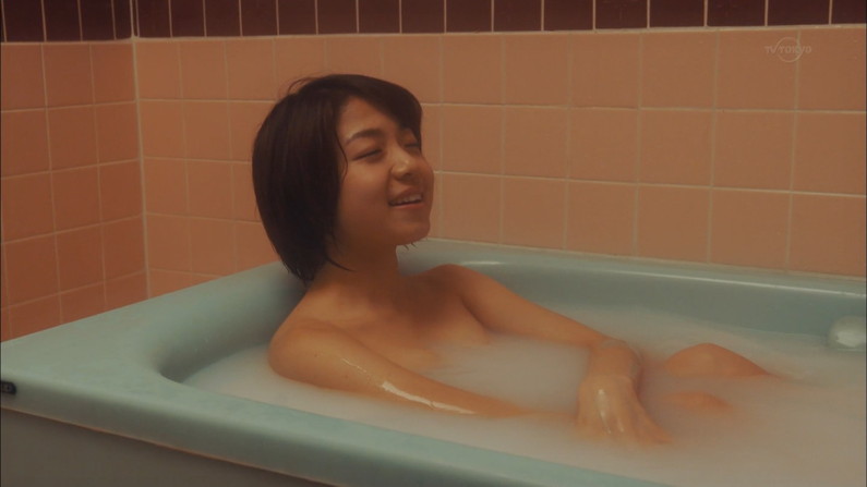 【温泉キャプ画像】美人タレントの入浴シーンなんてエロい目で見ないやついるの？ｗｗ 08
