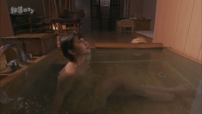 【温泉キャプ画像】芸能人の入浴シーンってだけでやっぱり興奮するよなｗｗ 01